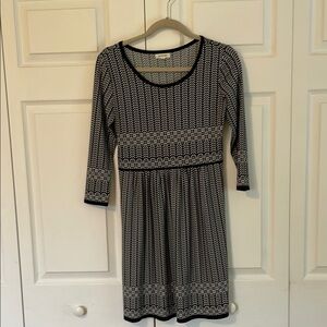 Black and White Patterned Dress XS